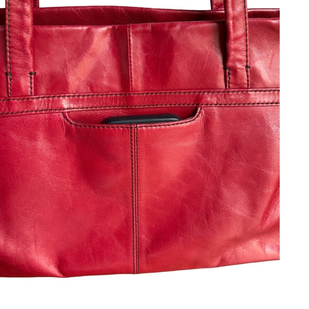Hobo Broker Tote Cardinal - Picture 12 of 12